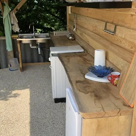 Hillside Bio Glamping Prebold