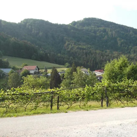 Hillside Bio Glamping Kamp Prebold