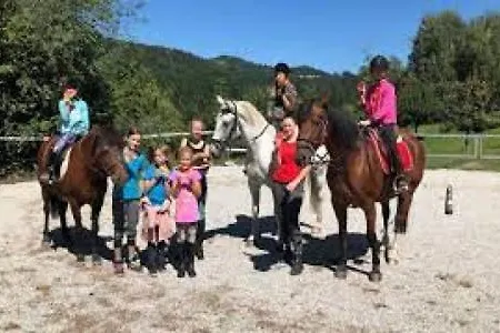 Kemping Hillside Bio Glamping Prebold