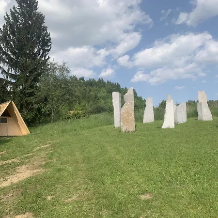 Hillside Bio Glamping Prebold