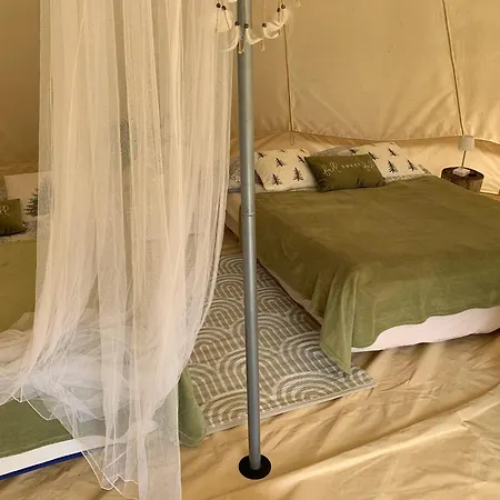 Hillside Bio Glamping *