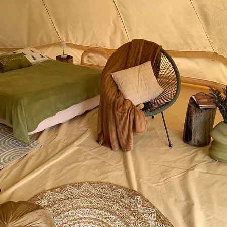 Hillside Bio Glamping *