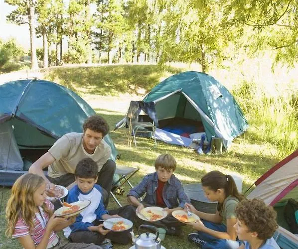 Hillside Bio Glamping *