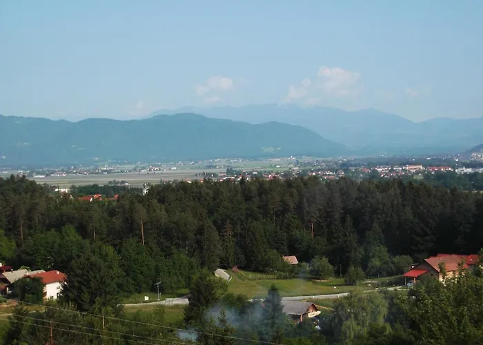 Hillside Bio Glamping * Prebold