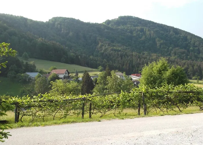 Hillside Bio Glamping Kemp Prebold