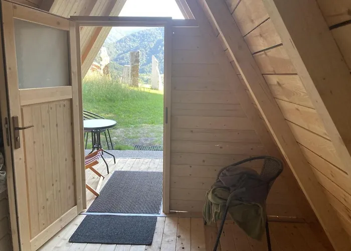 Campsite Hillside Bio Glamping Prebold
