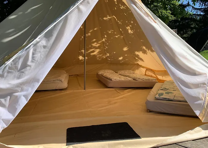 Hillside Bio Glamping