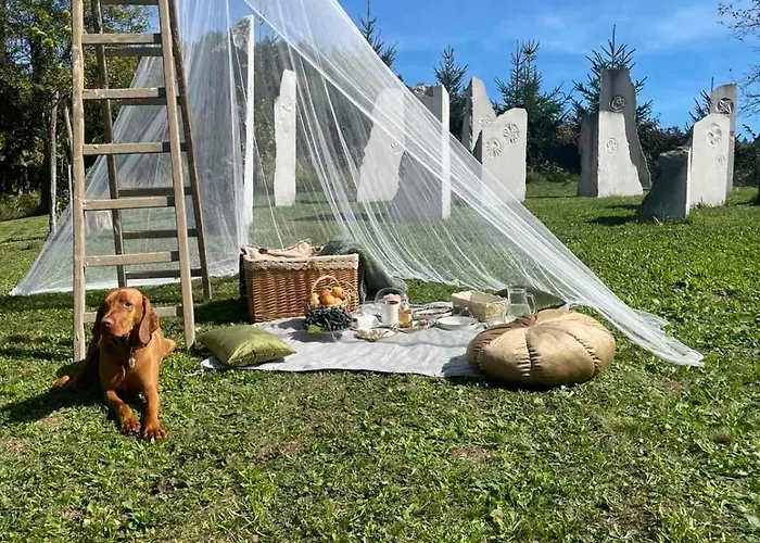 Hillside Bio Glamping * Prebold